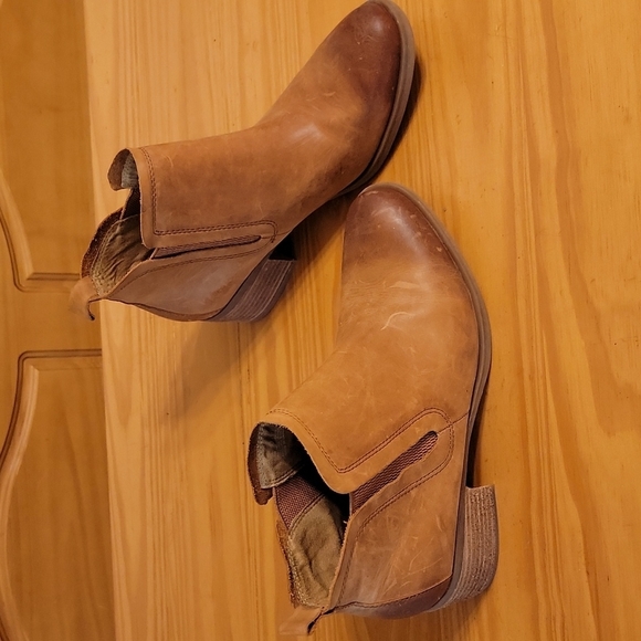 Kork-Ease Shoes - New Korks Ease Tea Ankle Boots, Bootie Tan 9.5